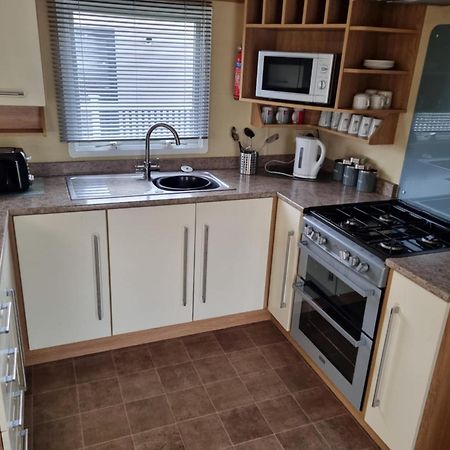8 Berth Deluxe Caravan Ml88 Golden Palm Chapel St Leonards Exterior photo