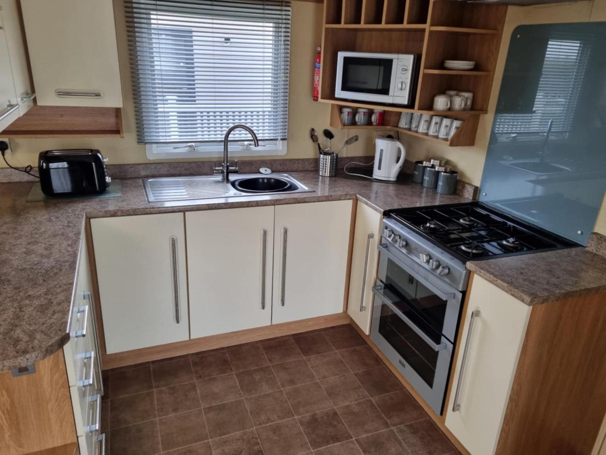 8 Berth Deluxe Caravan Ml88 Golden Palm Chapel St Leonards Exterior photo